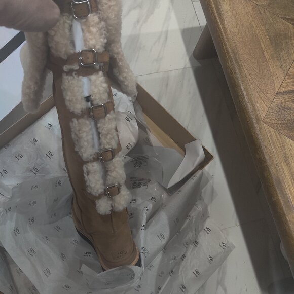 UGG sacai Thigh High Boot size 12 New - Picture 7 of 7